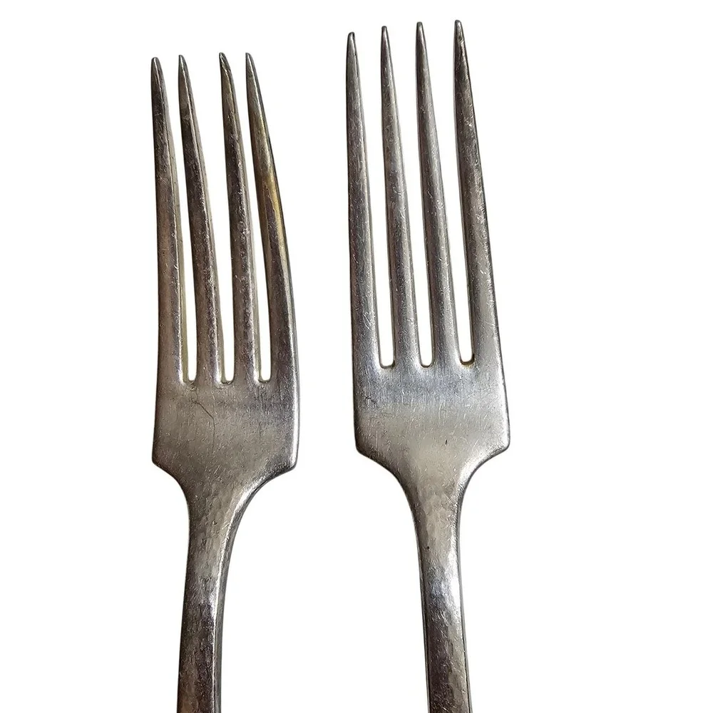 1847 Rogers Bros Silverplate Dessert Forks Set of 2 Vintage‎ Floral Engraved